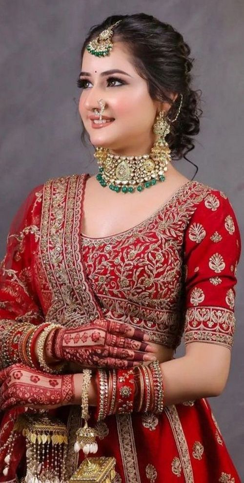 ladies profile pic