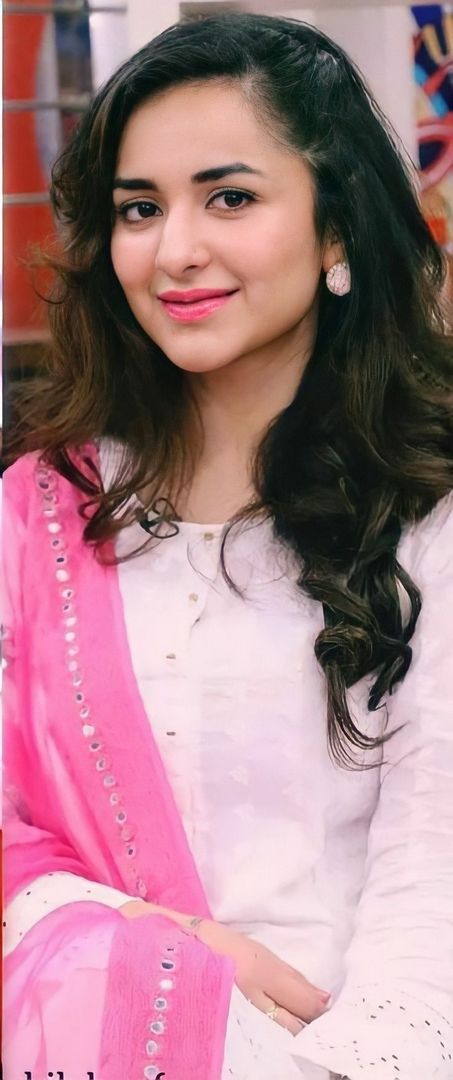ladies profile pic