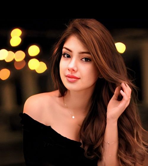ladies profile pic