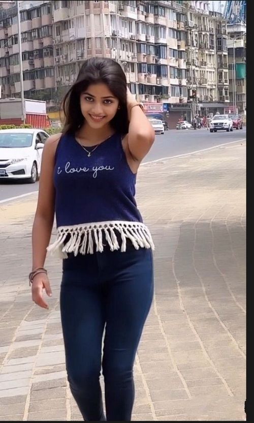 ladies profile pic