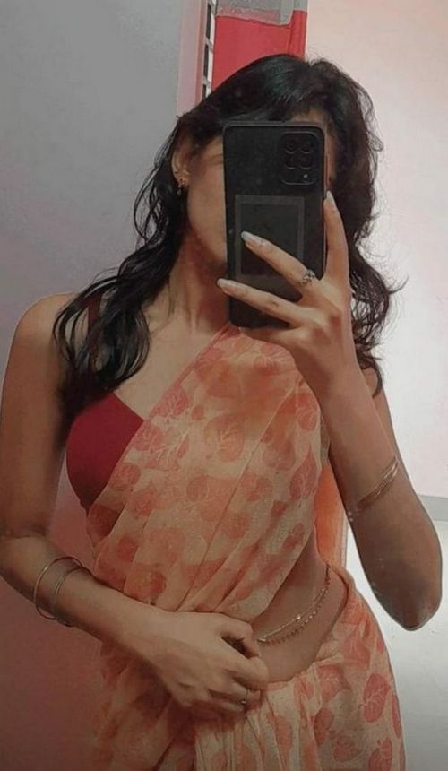 ladies profile pic