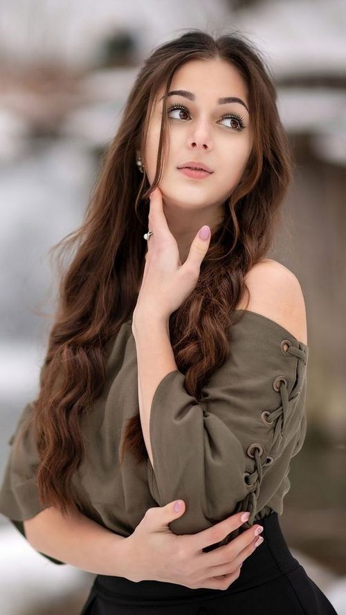 ladies profile pic