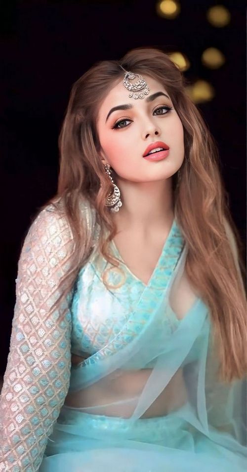 ladies profile pic