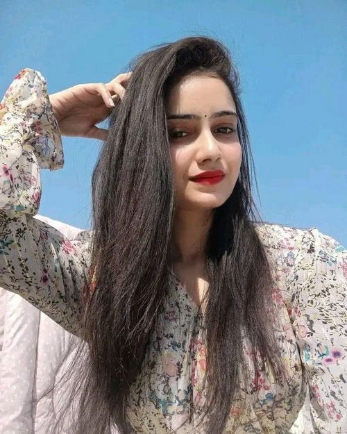 ladies profile pic