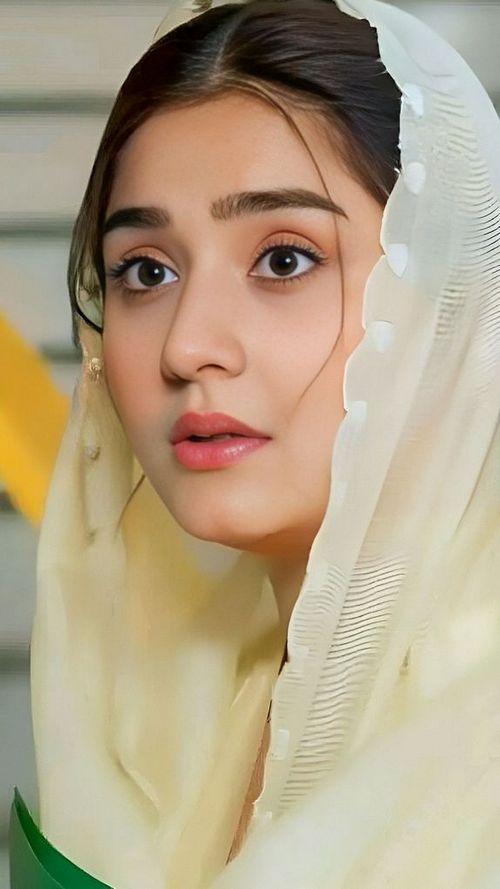 ladies profile pic