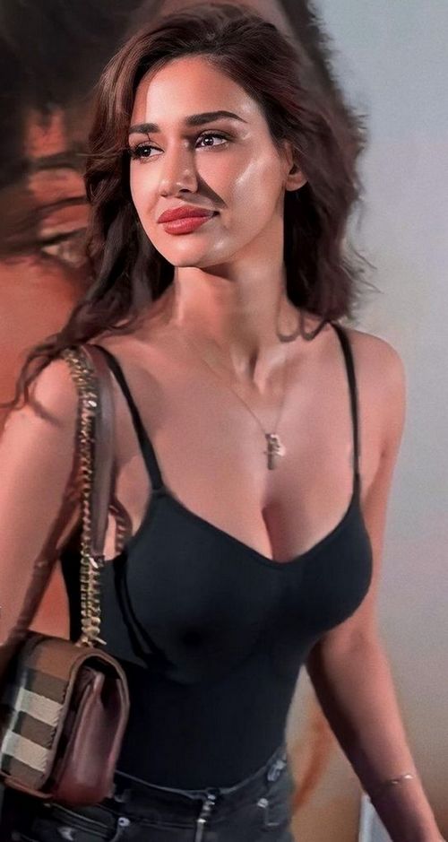 ladies profile pic