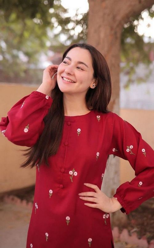 ladies profile pic