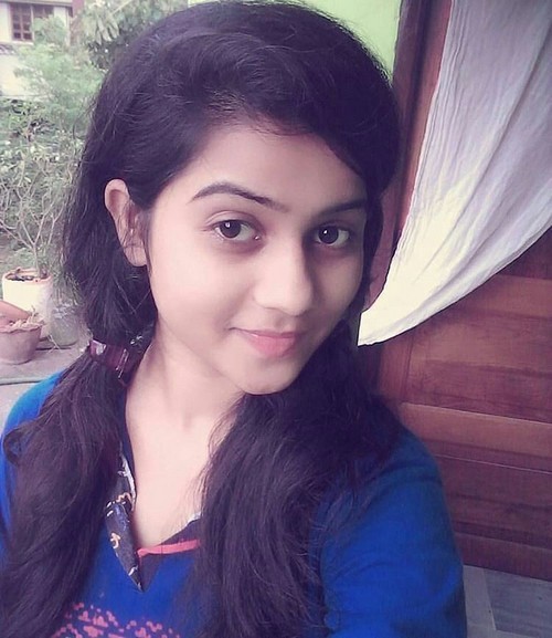 ladies profile pic