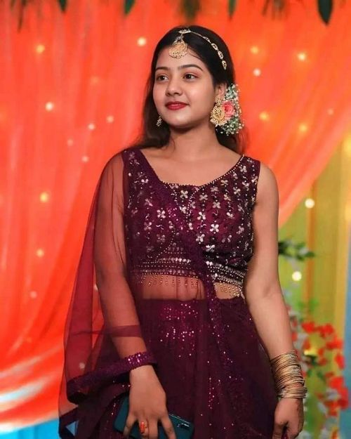 simple girl pic