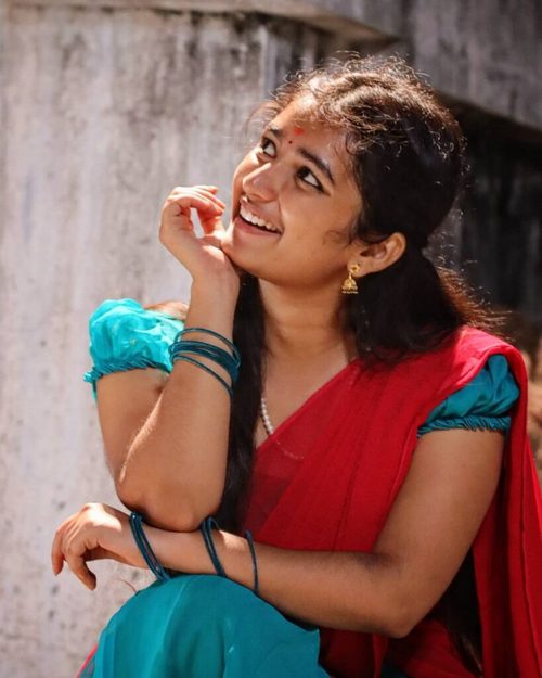 simple girl pic