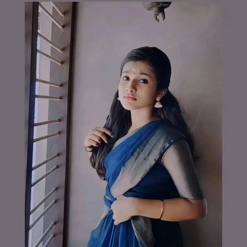 simple girl pic
