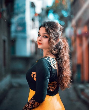 simple girl pic