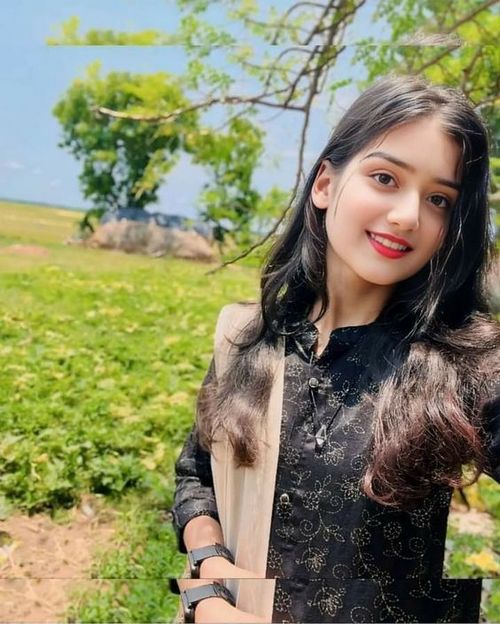 simple girl pic