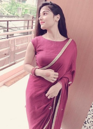 simple girl pic