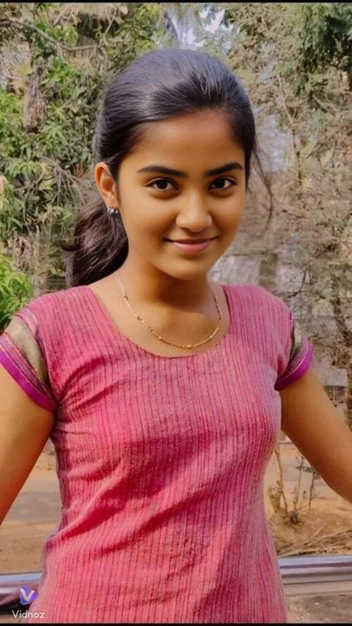 simple girl pic
