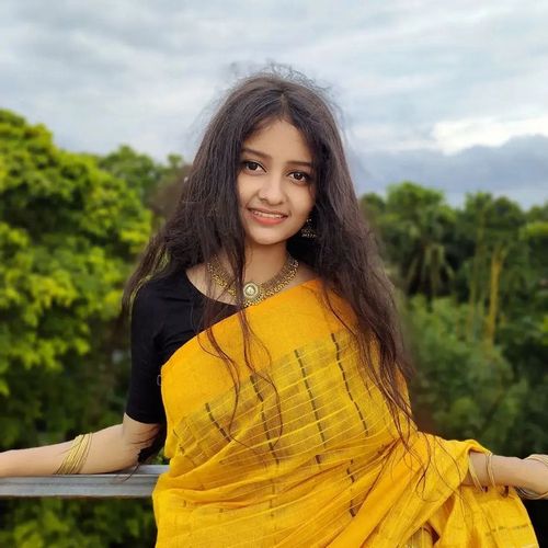 simple girl pic