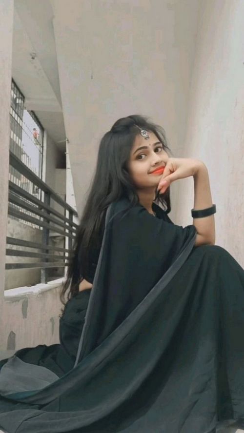 simple girl pic