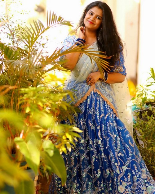 simple girl pic