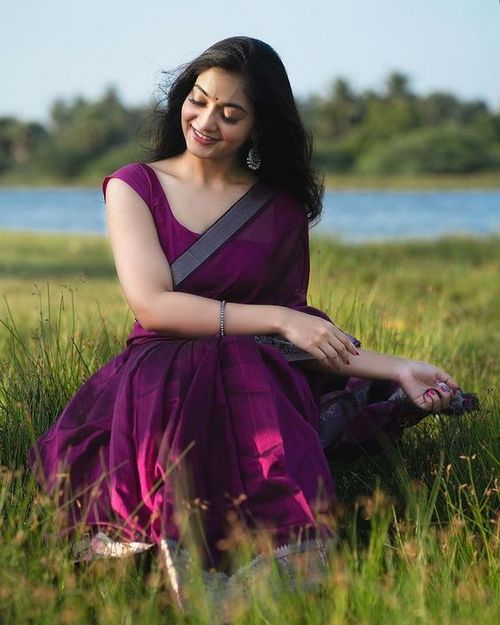 simple girl pic