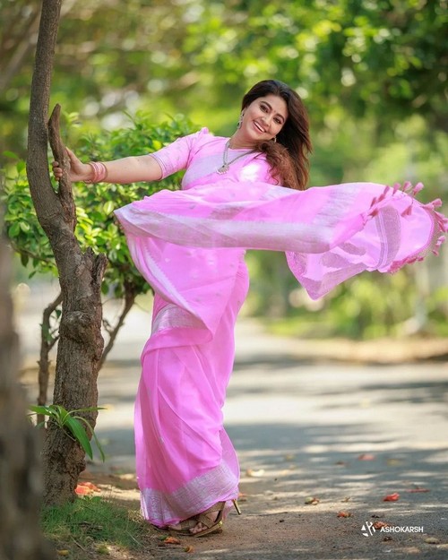 simple girl pic