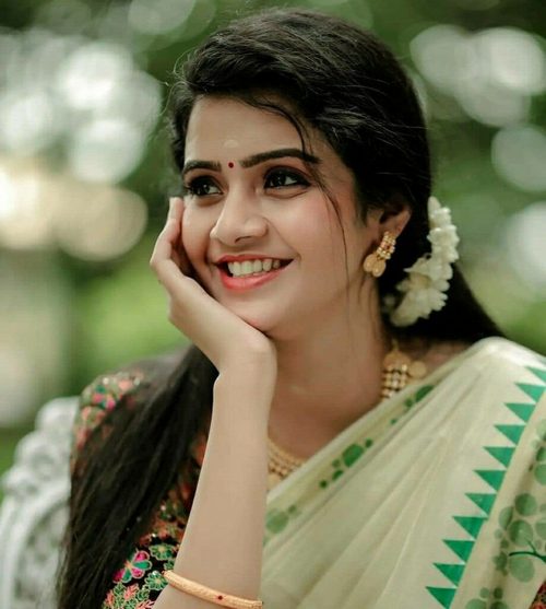 simple girl pic