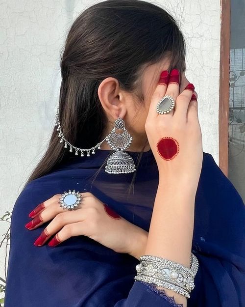 standard whatsapp dp